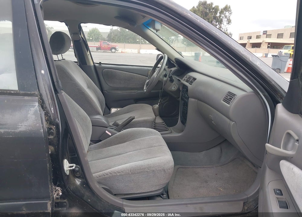 1999 CHEVROLET PRIZM LSI VIN: 1Y1SK5283XZ412109