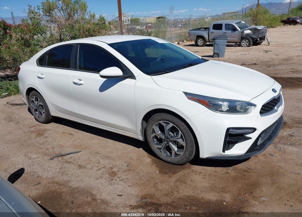 2021 KIA FORTE LXS VIN: 3KPF24AD9ME277580