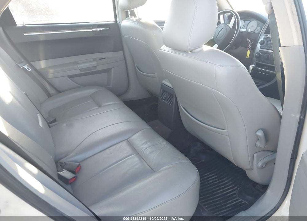 2007 CHRYSLER 300 VIN: 2C3KA53G97H883814