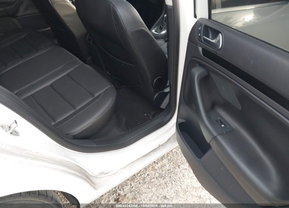 2012 VOLKSWAGEN JETTA VIN: 3VWPL7AJ2CM669102