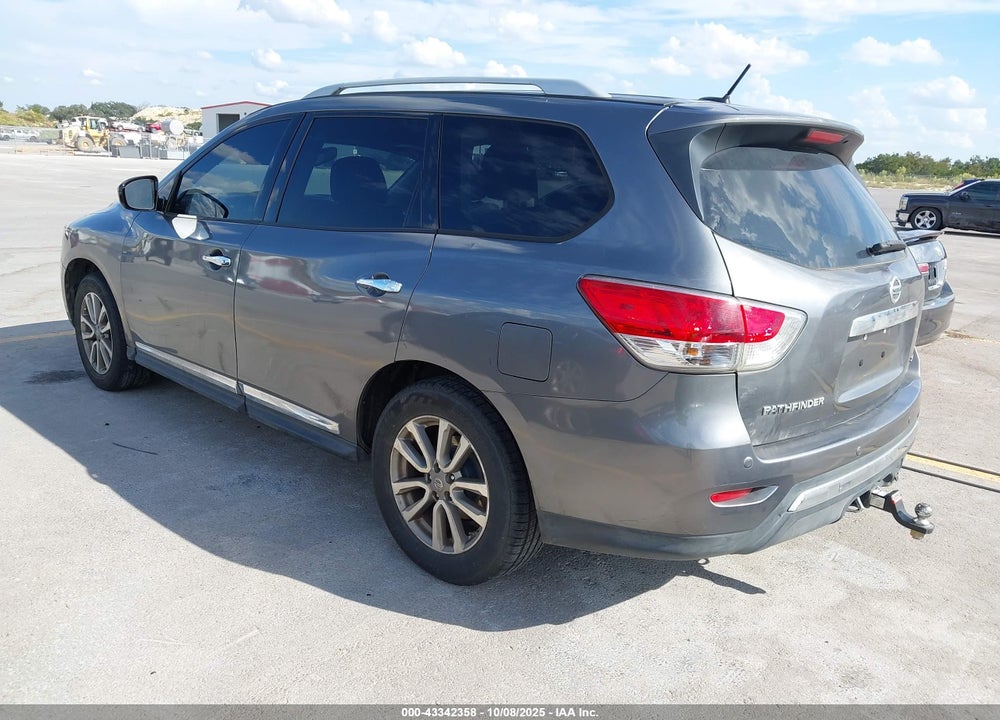 2015 NISSAN PATHFINDER VIN: 5N1AR2MN4FC603077