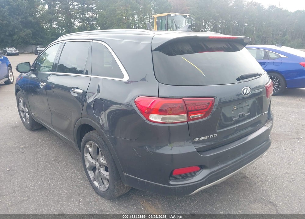 2019 KIA SORENTO 3.3L EX VIN: 5XYPHDA58KG545143