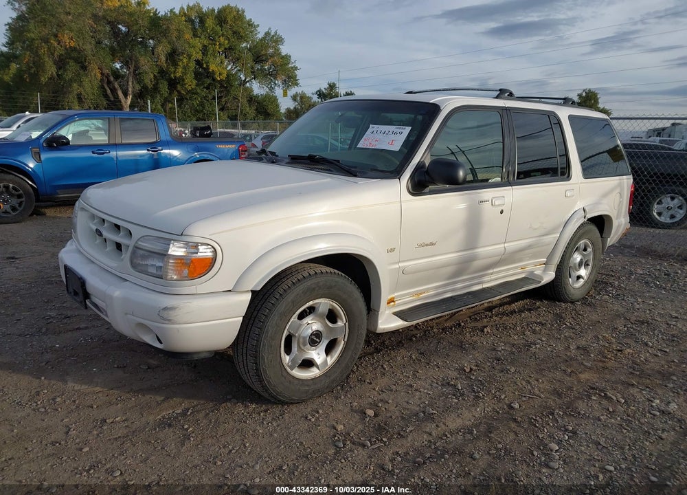 2000 FORD EXPLORER LIMITED VIN: 1FMDU85P2YZB38250