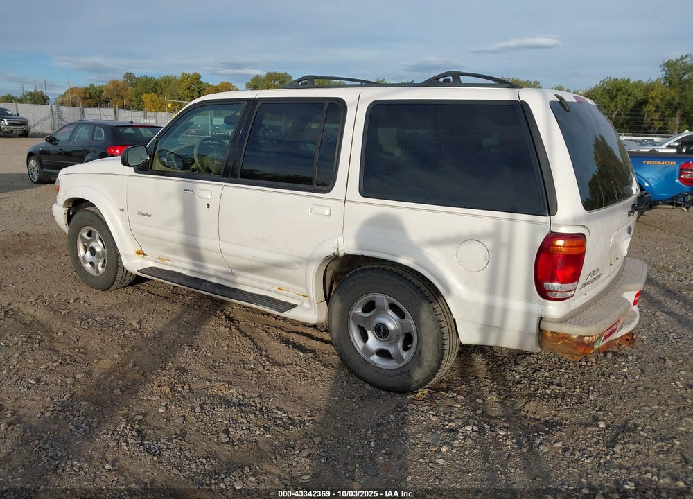 2000 FORD EXPLORER LIMITED VIN: 1FMDU85P2YZB38250