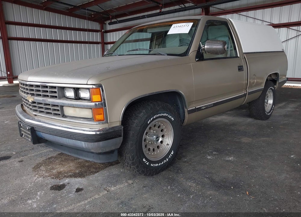 1988 CHEVROLET GMT-400 C1500 VIN: 1GCDC14K0JZ267520