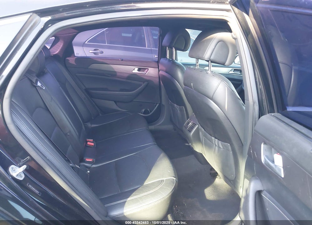 2015 HYUNDAI SONATA LIMITED 2.0T VIN: 5NPE34AB9FH193071