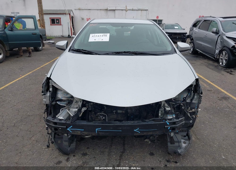 2015 TOYOTA COROLLA LE PLUS VIN: 2T1BURHE2FC321005