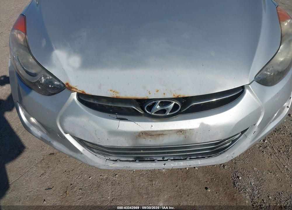 2013 HYUNDAI ELANTRA VIN: KMHDH4AE7DU670845