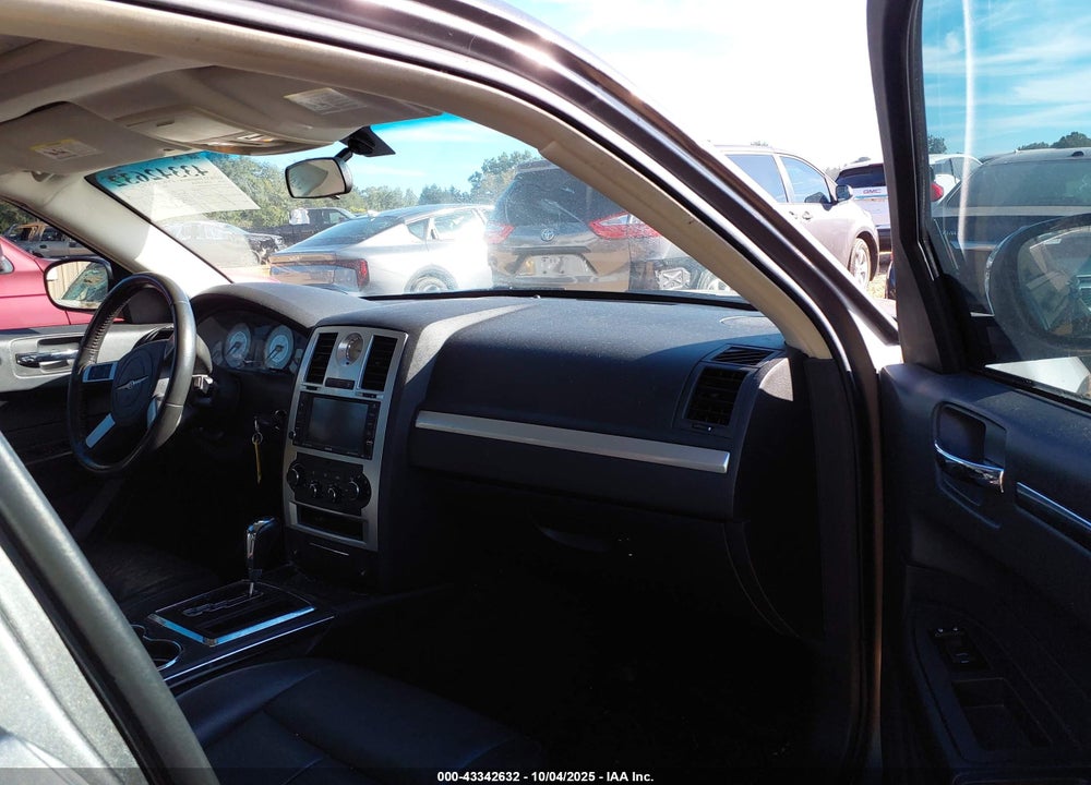 2010 CHRYSLER 300 VIN: 2C3CK5CV4AH319012