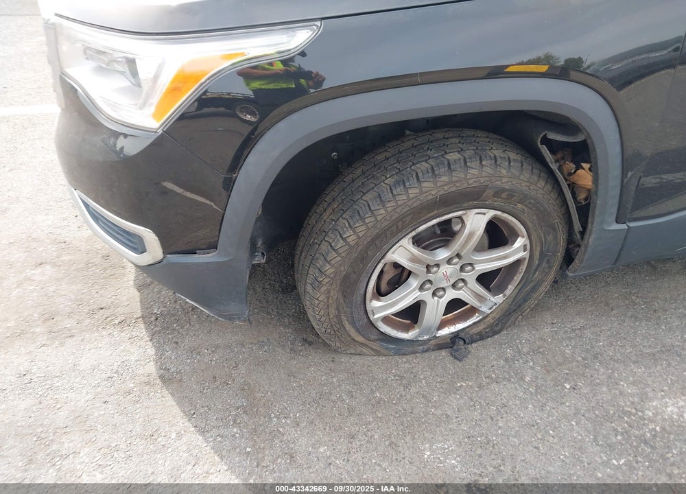 2017 GMC ACADIA SLE-1 VIN: 1GKKNKLA4HZ312229