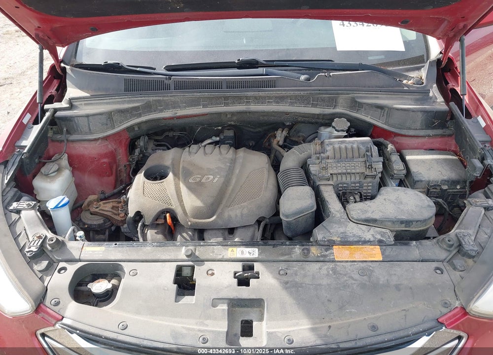 2013 HYUNDAI SANTA FE VIN: 5XYZU3LB5DG044070