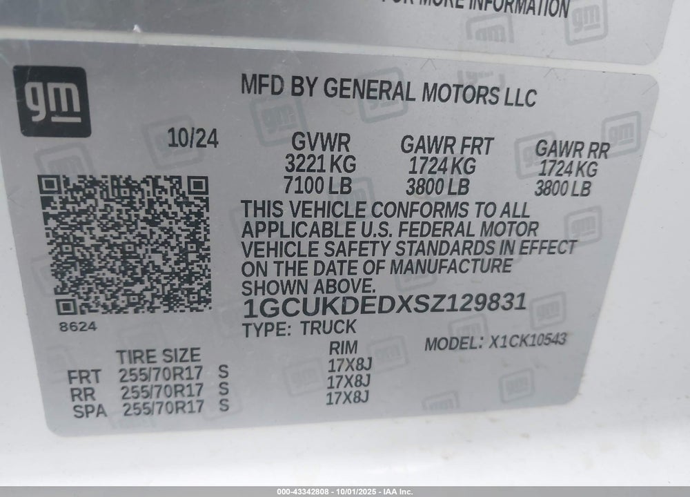 2025 CHEVROLET SILVERADO 1500 4WD STANDARD BED LT VIN: 1GCUKDEDXSZ129831