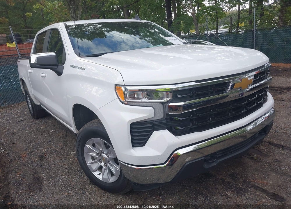 2025 CHEVROLET SILVERADO 1500 4WD STANDARD BED LT VIN: 1GCUKDEDXSZ129831