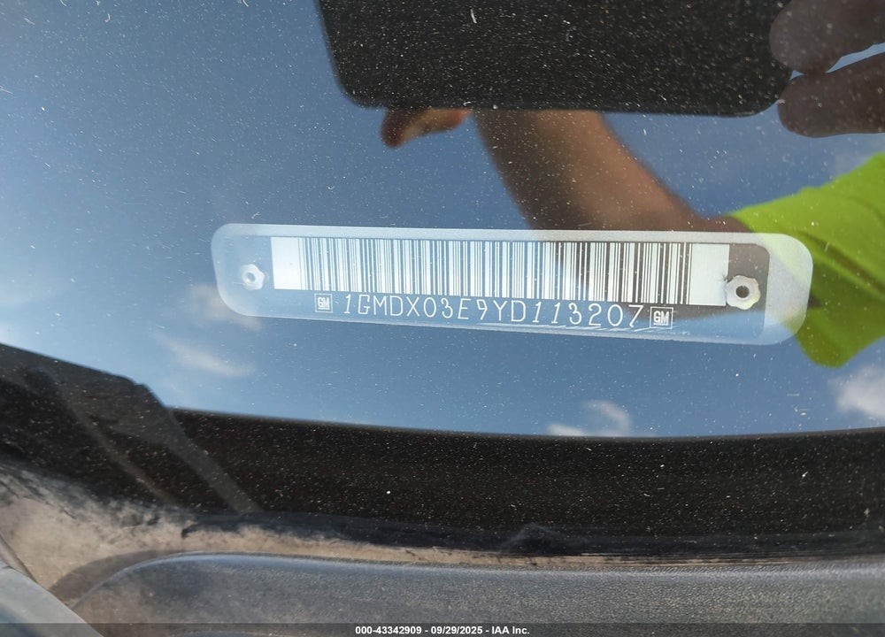 2000 PONTIAC MONTANA M16 VIN: 1GMDX03E9YD113207