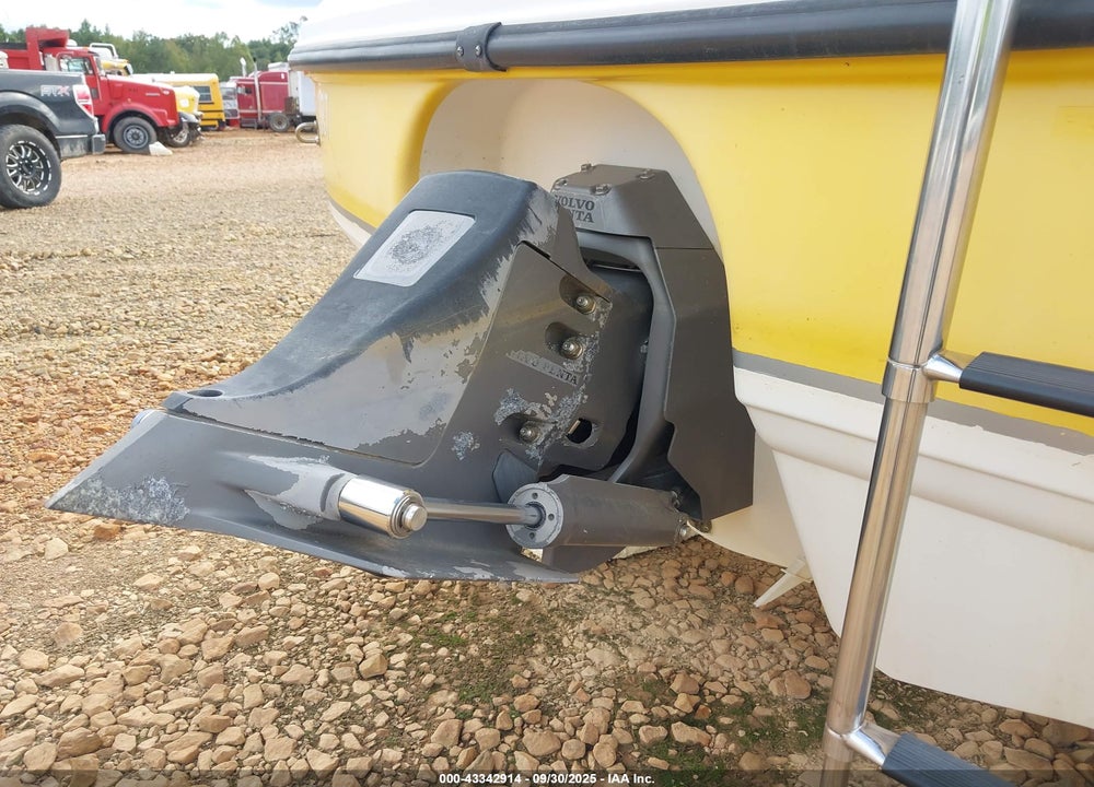 2002 CHAPARRAL 180 SS SPORT VIN: FGB72756D202