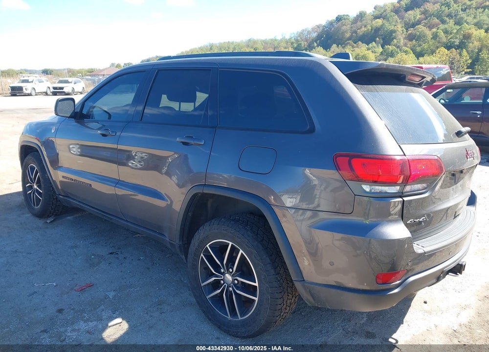 2018 JEEP GRAND CHEROKEE VIN: 1C4RJFLG2JC229439