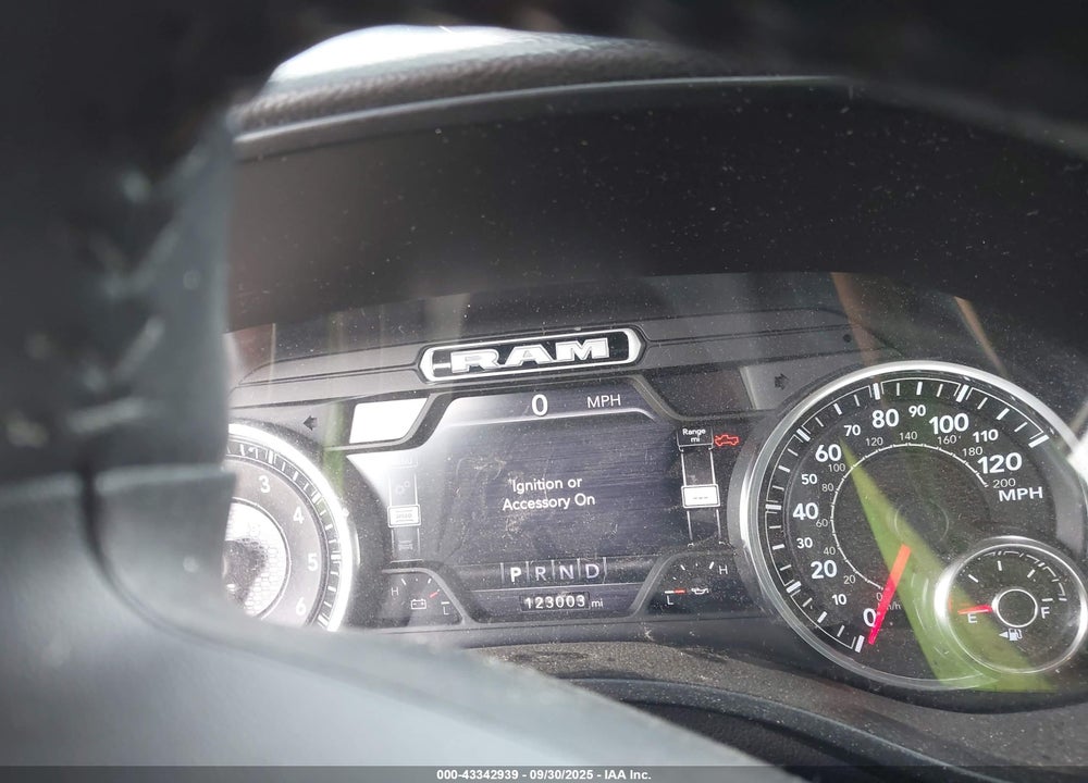 2020 RAM 1500 VIN: 1C6RRFFGXLN230731