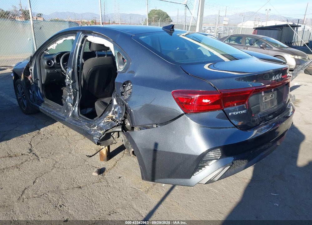 2023 KIA FORTE VIN: 3KPF24AD2PE586053
