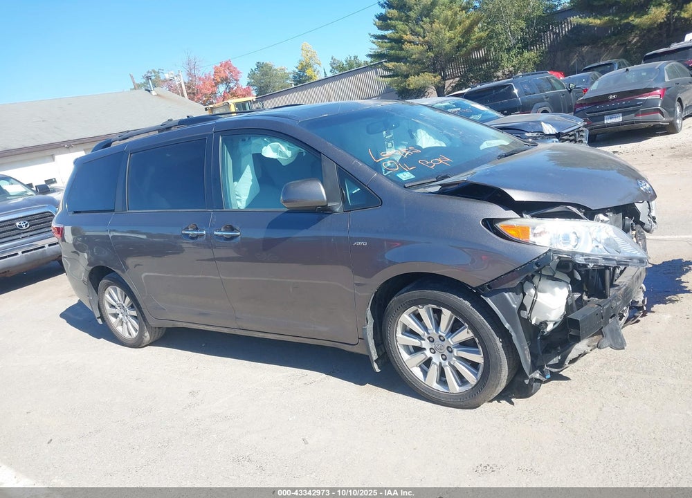 2017 TOYOTA SIENNA XLE PREMIUM 7 PASSENGER VIN: 5TDDZ3DC2HS153596