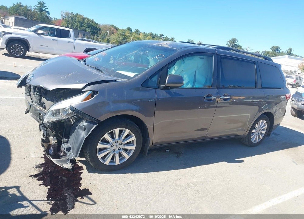 2017 TOYOTA SIENNA XLE PREMIUM 7 PASSENGER VIN: 5TDDZ3DC2HS153596