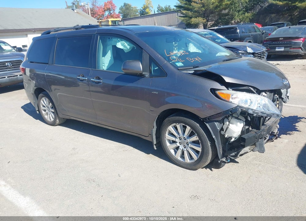 2017 TOYOTA SIENNA XLE PREMIUM 7 PASSENGER VIN: 5TDDZ3DC2HS153596