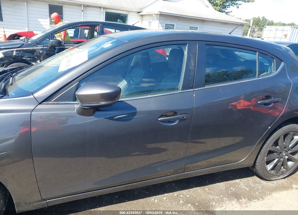 2017 MAZDA 3 VIN: JM1BN1L30H1113989
