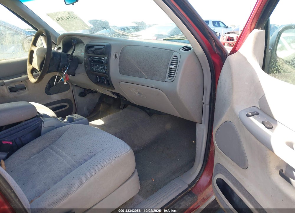 2000 FORD EXPLORER XLS VIN: 1FMZU62X6YUB28316