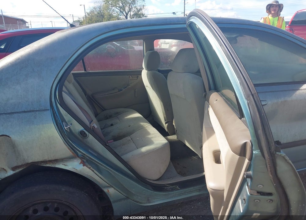 2005 TOYOTA COROLLA CE VIN: 1NXBR32EX5Z565599