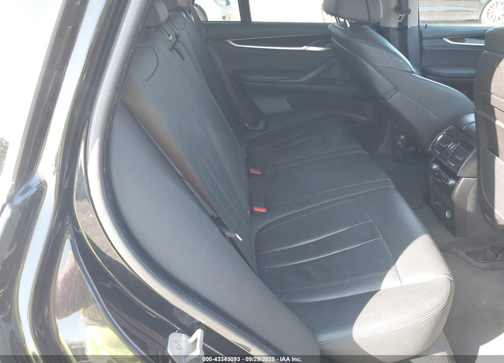 2015 BMW X5 VIN: 5UXKS4C58F0J99520