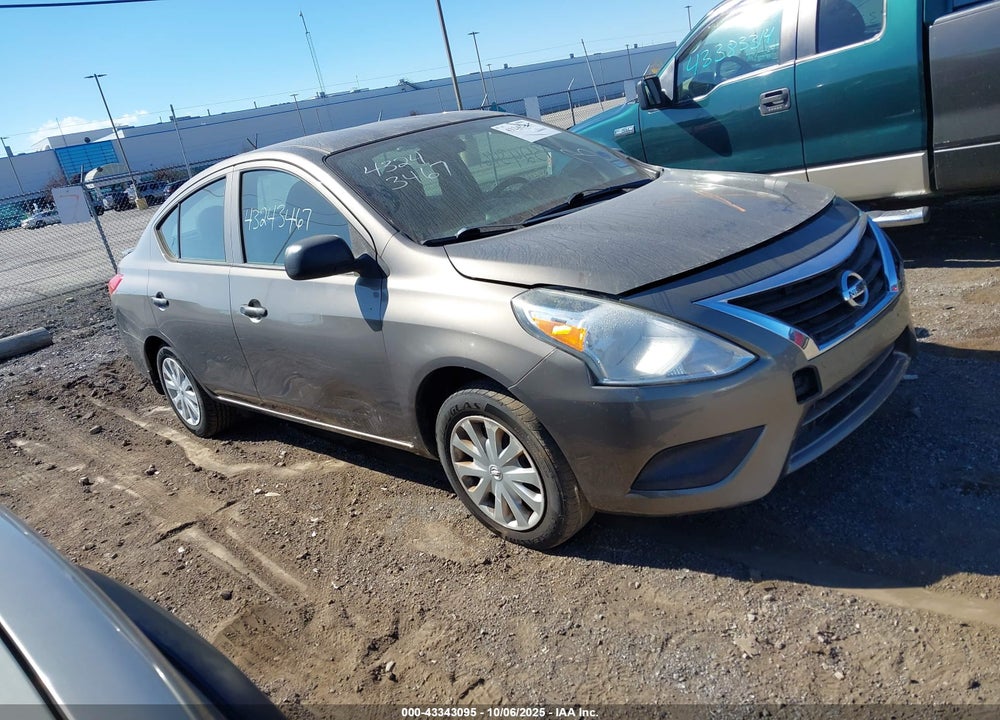 2015 NISSAN VERSA 1.6 S+ VIN: 3N1CN7AP8FL807285