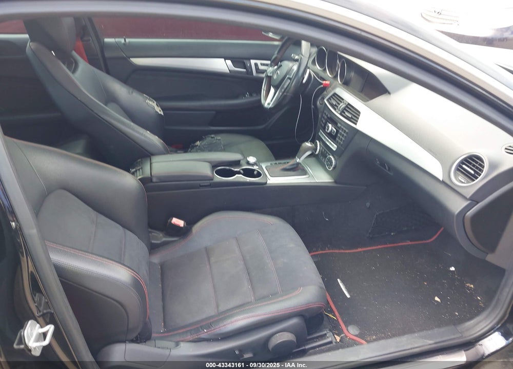 2014 MERCEDES-BENZ C 250 VIN: WDDGJ4HB7EG175844