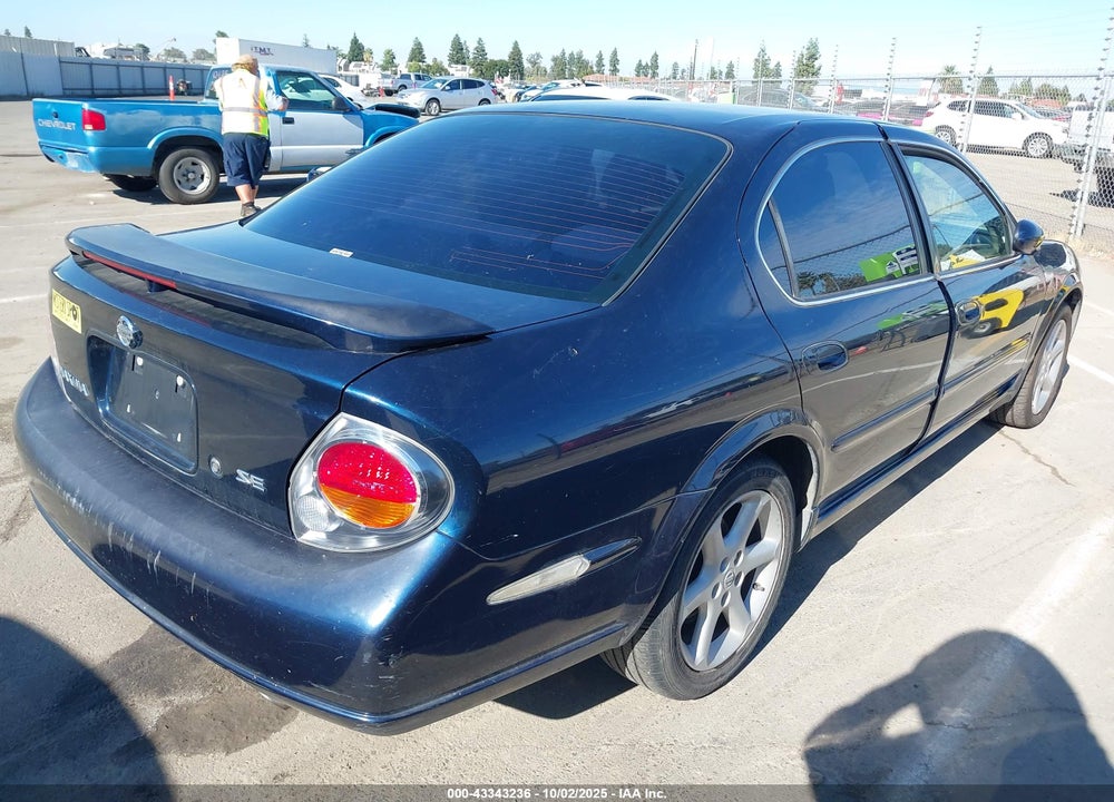2002 NISSAN MAXIMA SE VIN: JN1DA31D72T402684