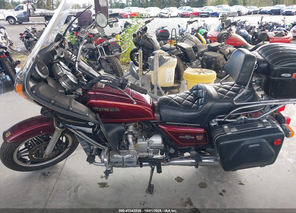 1982 HONDA GL1100 VIN: 1HFSC0204CA212918