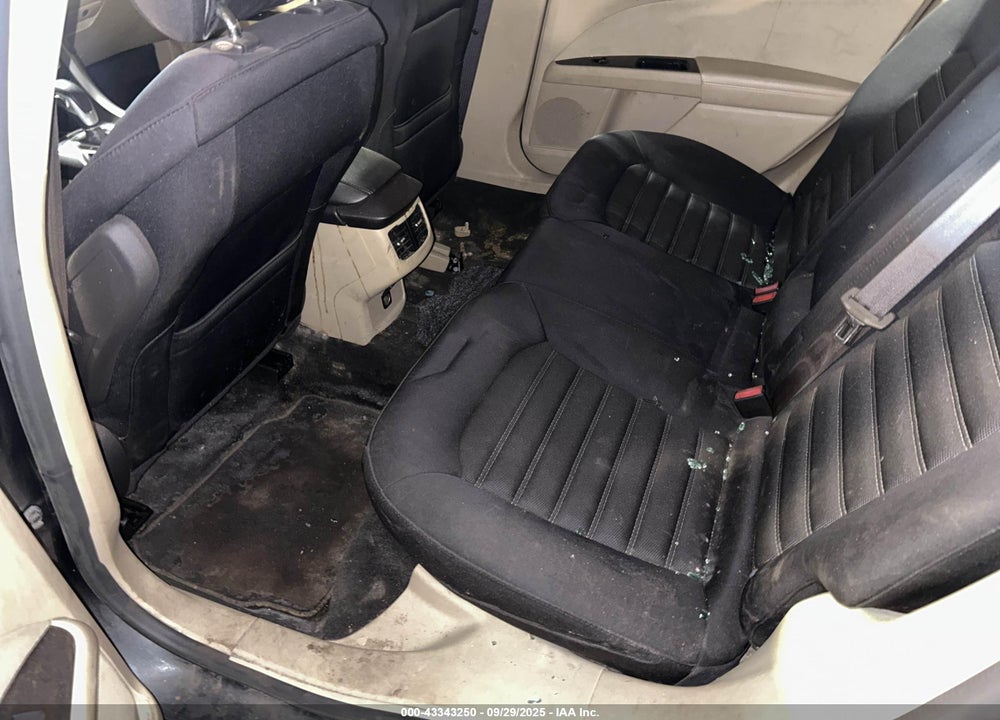 2016 FORD FUSION SE VIN: 3FA6P0H74GR193177