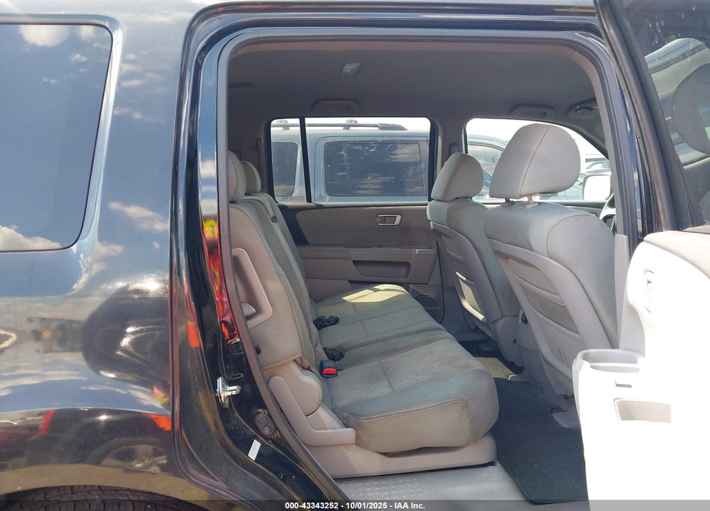 2009 HONDA PILOT VIN: 5FNYF382X9B004502