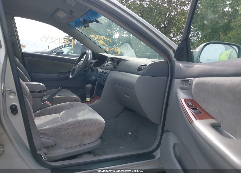2004 TOYOTA COROLLA LE VIN: 2T1BR32E94C302309