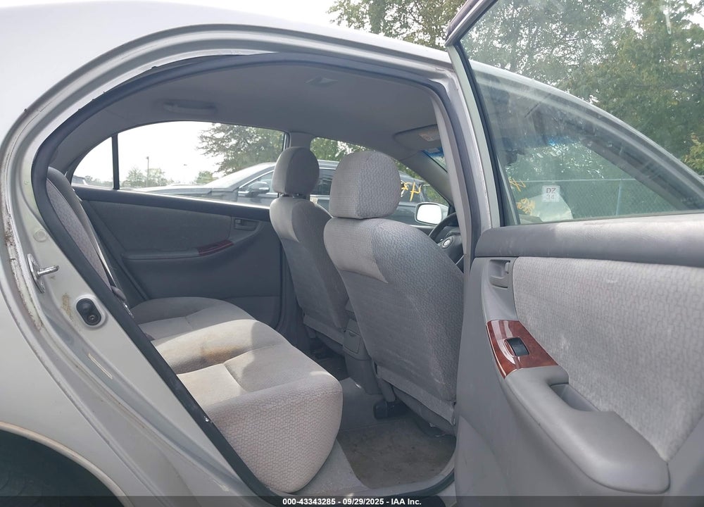 2004 TOYOTA COROLLA LE VIN: 2T1BR32E94C302309