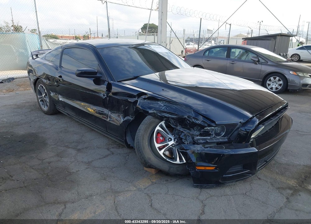 2014 FORD MUSTANG V6 PREMIUM VIN: 1ZVBP8AM1E5285027