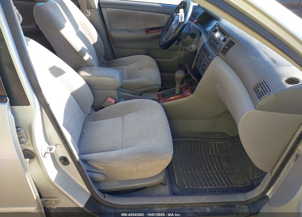 2004 TOYOTA COROLLA LE VIN: 2T1BR32E34C296068