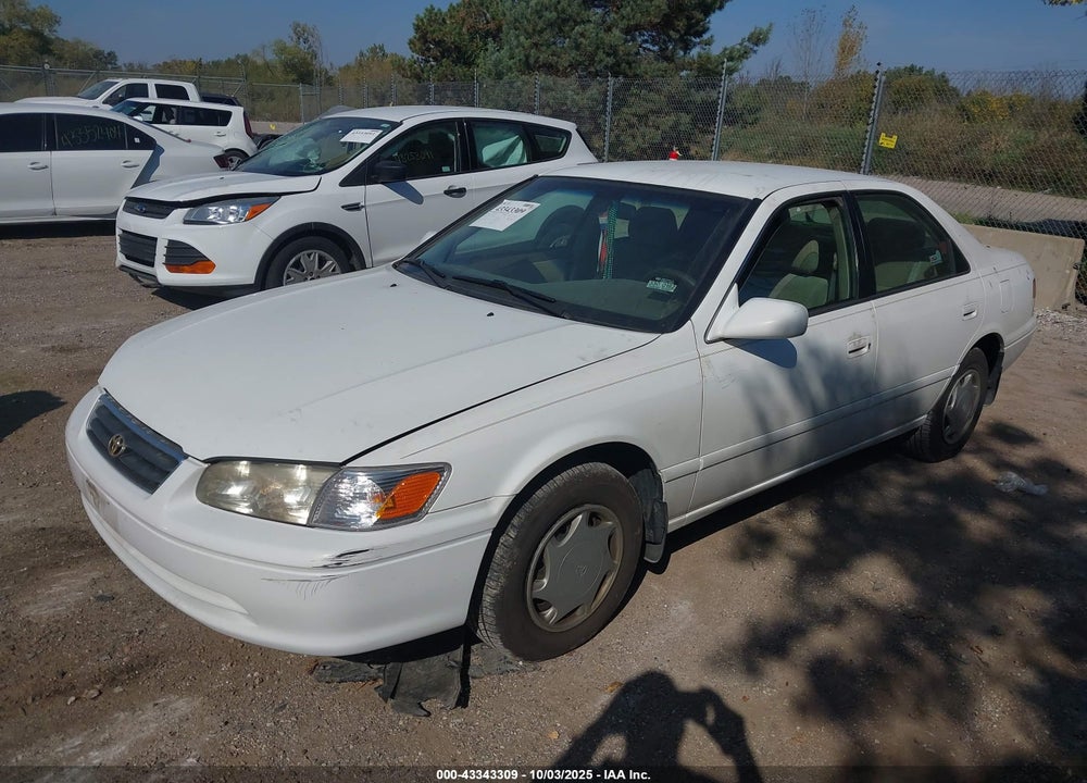 2000 TOYOTA CAMRY CE VIN: 4T1BG22K2YU985111