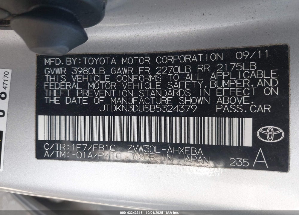 2011 TOYOTA PRIUS TWO VIN: JTDKN3DU5B5324379