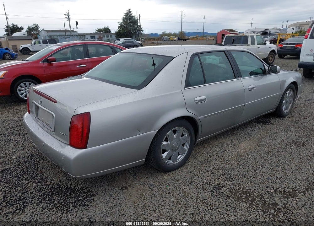 2004 CADILLAC DEVILLE DTS VIN: 1G6KF579X4U238335