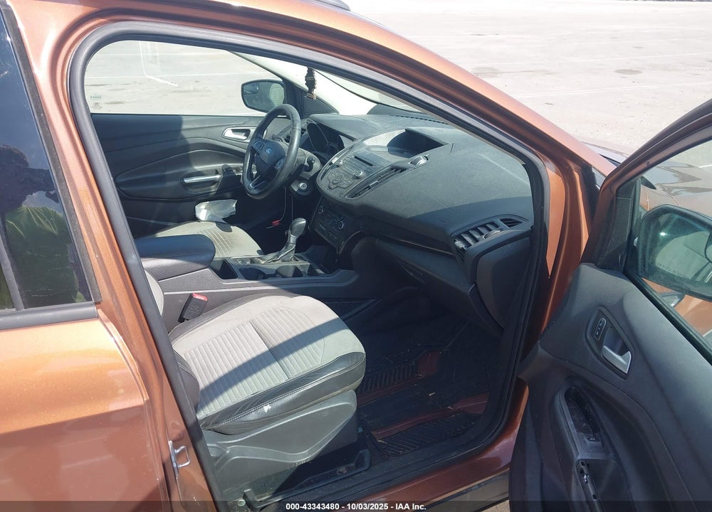 2017 FORD ESCAPE VIN: 1FMCU0GD5HUC84445