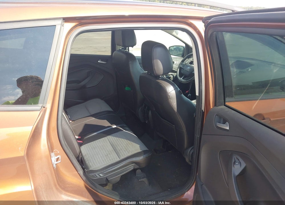 2017 FORD ESCAPE VIN: 1FMCU0GD5HUC84445