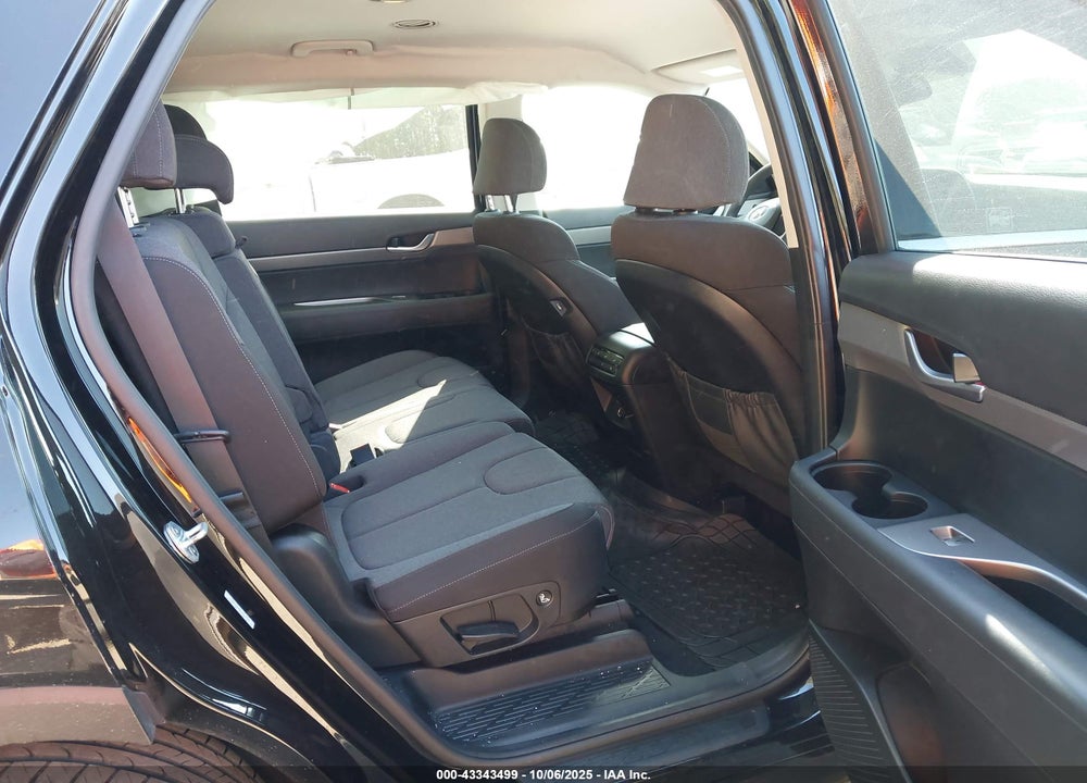 2021 HYUNDAI PALISADE SE VIN: KM8R1DHE8MU213249