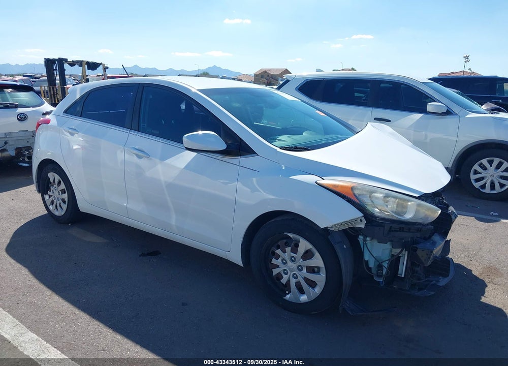 2016 HYUNDAI ELANTRA GT VIN: KMHD35LH3GU303747