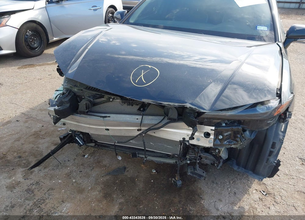 2025 TOYOTA CAMRY SE VIN: 4T1DAACK9SU107296