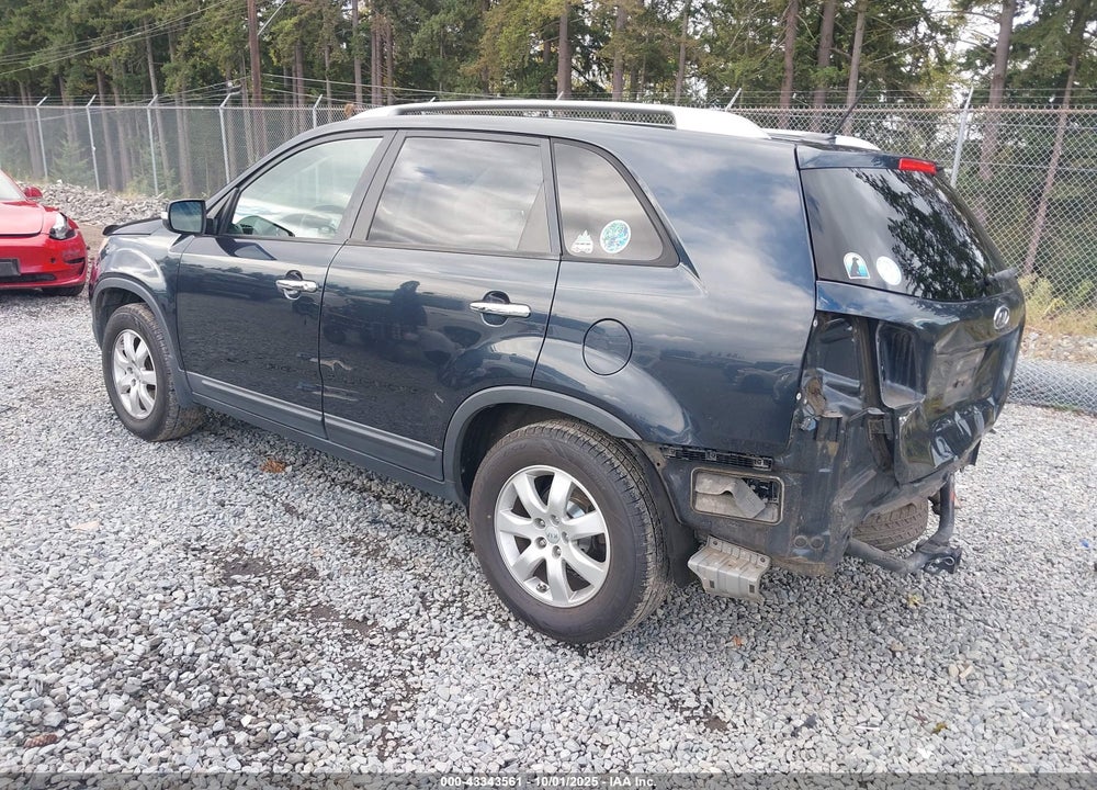 2013 KIA SORENTO VIN: 5XYKT3A60DG382549