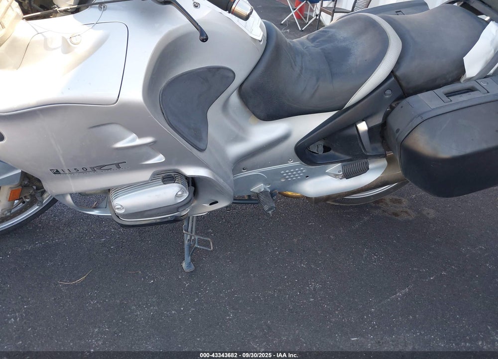 2002 BMW R1150 VIN: WB10499A52ZE86128
