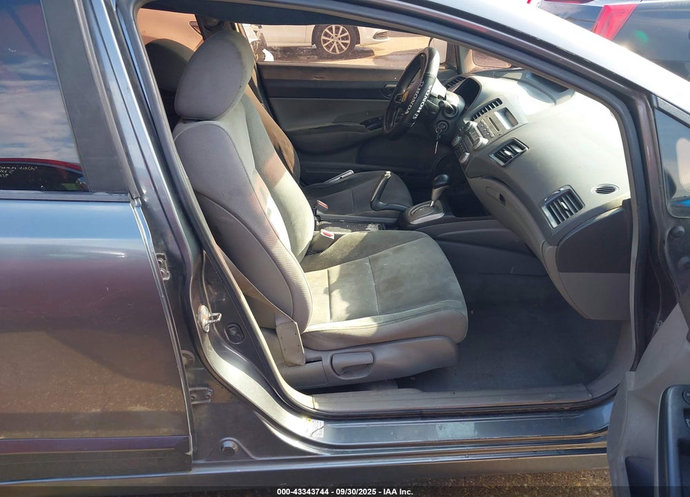 2010 HONDA CIVIC VIN: 19XFA1F58AE080804